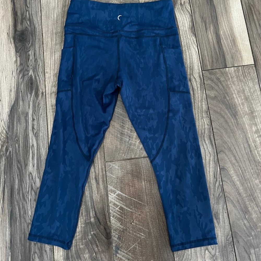 Zyia Blue Light n Tight Pocket Capri